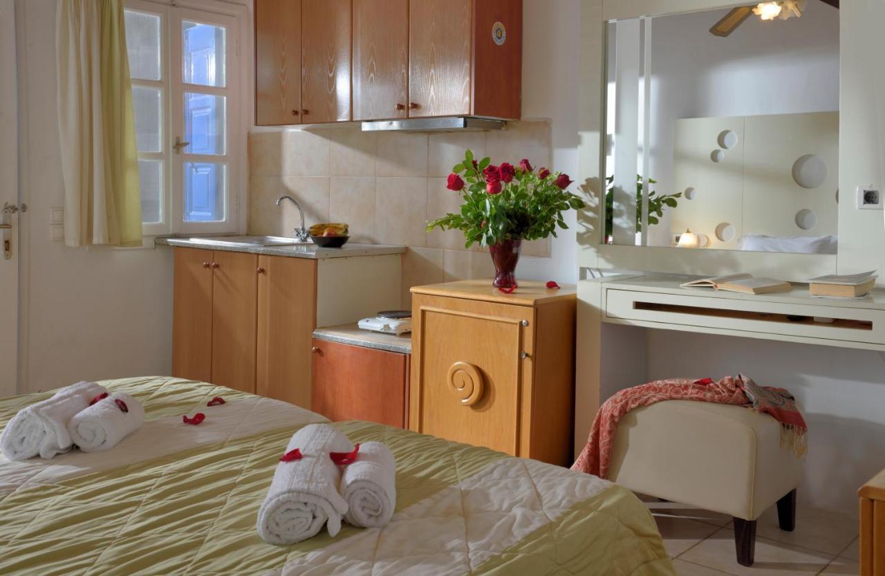 Adonis Rooms Kalo Livadi Exterior photo