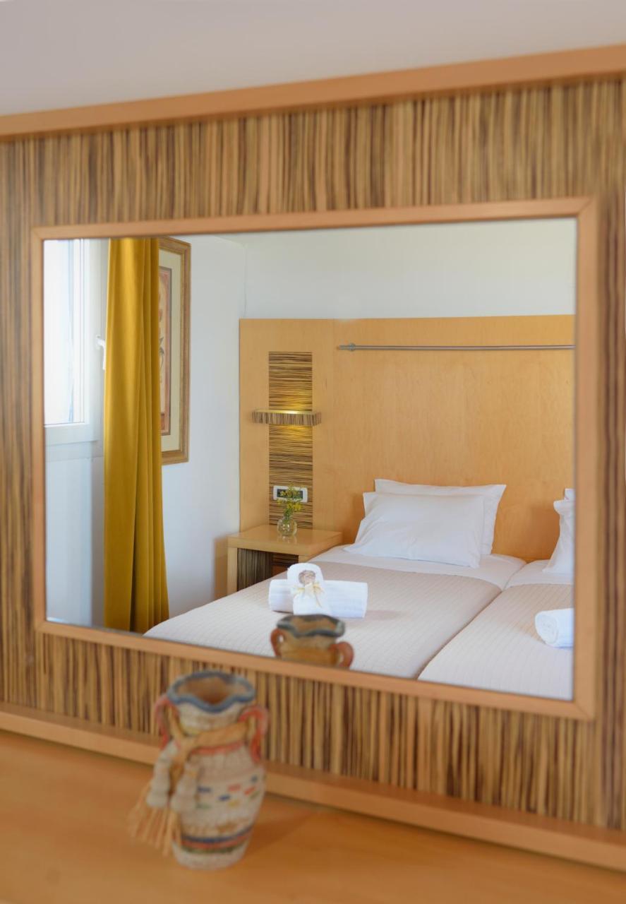 Adonis Rooms Kalo Livadi Exterior photo