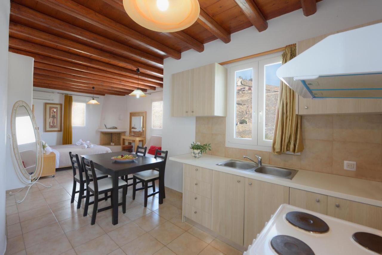 Adonis Rooms Kalo Livadi Exterior photo
